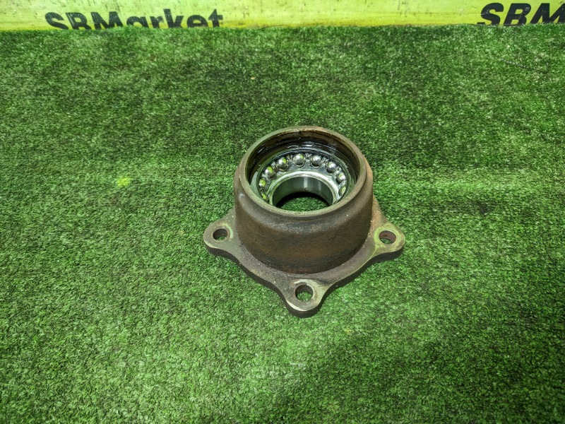 Корпус подшипника ступицы задний правый Toyota Land Cruiser 2002 UZJ100 2UZ-FE 4242160040 контрактная