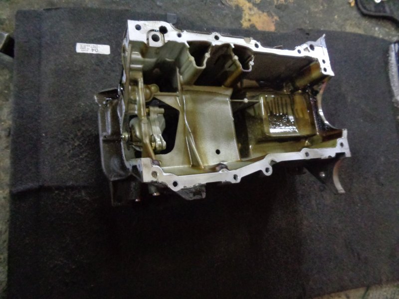 Поддон 2ZR (б/у) Поддон 2ZR (б/у)