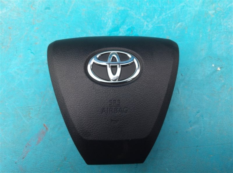 Airbag водительский Toyota Vellfire AGH30 2AR-FE 02.2015 (б/у)