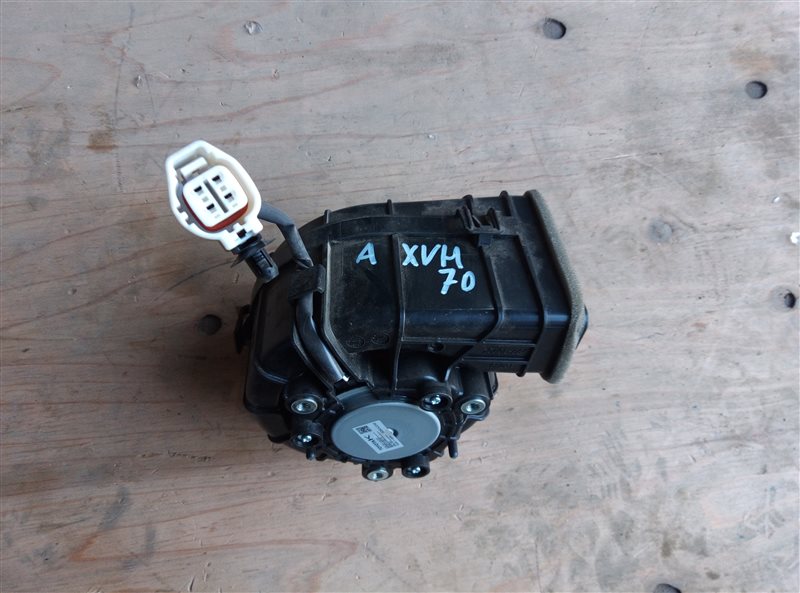 Мотор охлаждения батареи Toyota Camry AXVH70 A25A-FXS 07.2019 (б/у)