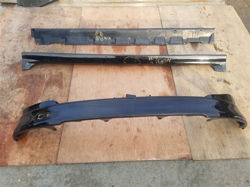 Обвес Toyota Bb NCP31 (б/у) Обвес Toyota Bb NCP31 (б/у)