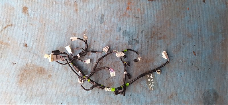 Проводка двери багажника LEXUS NX200t AGZ10 (б/у)