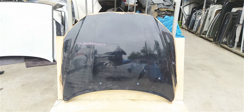Капот Volvo V70 BW56 (б/у) Капот Volvo V70 BW56 (б/у)