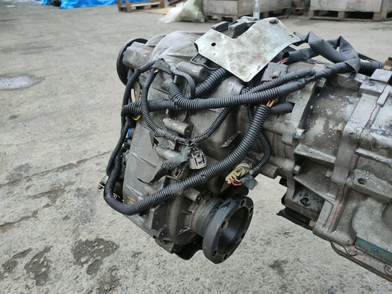 Раздаточная коробка Isuzu Wizard UES73 4JX1 669192 (б/у)