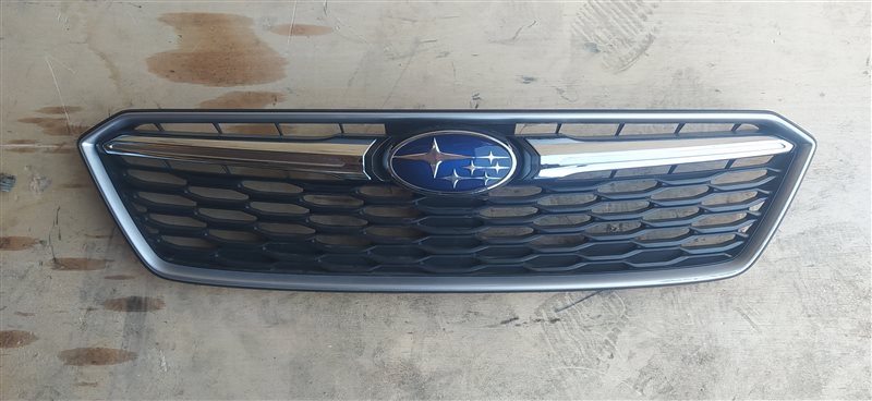 Решетка радиатора Subaru Impreza GT2 FB16 2017 (б/у)