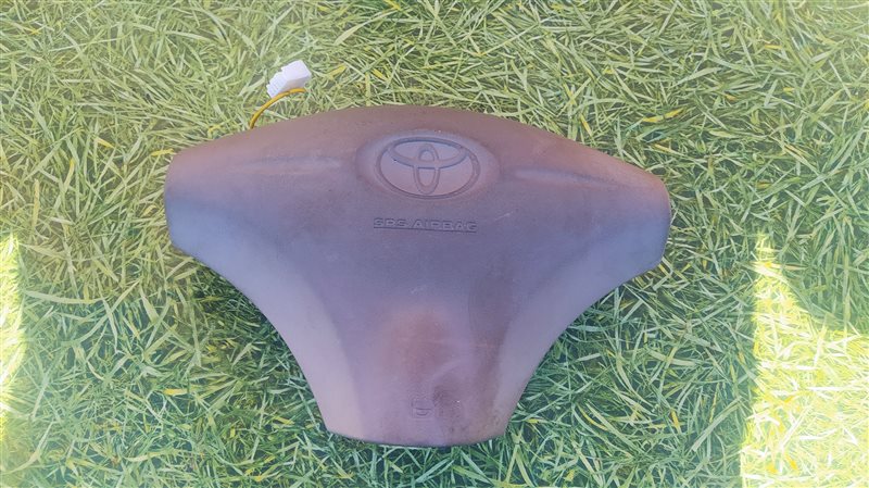 Airbag водительский Toyota Platz NCP12 (б/у)