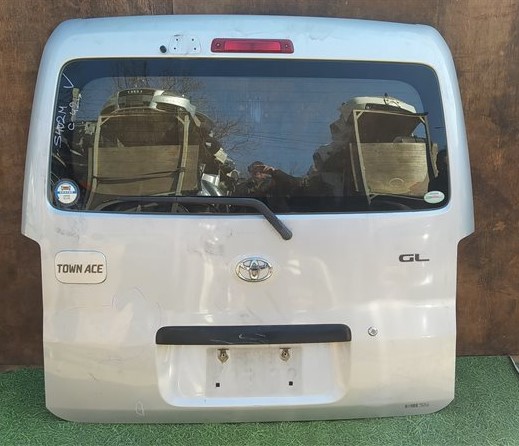 Дверь 5-я Toyota Lite Ace S402M (б/у)