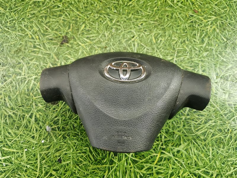 Airbag водительский Toyota Corolla Axio NZE141 (б/у)