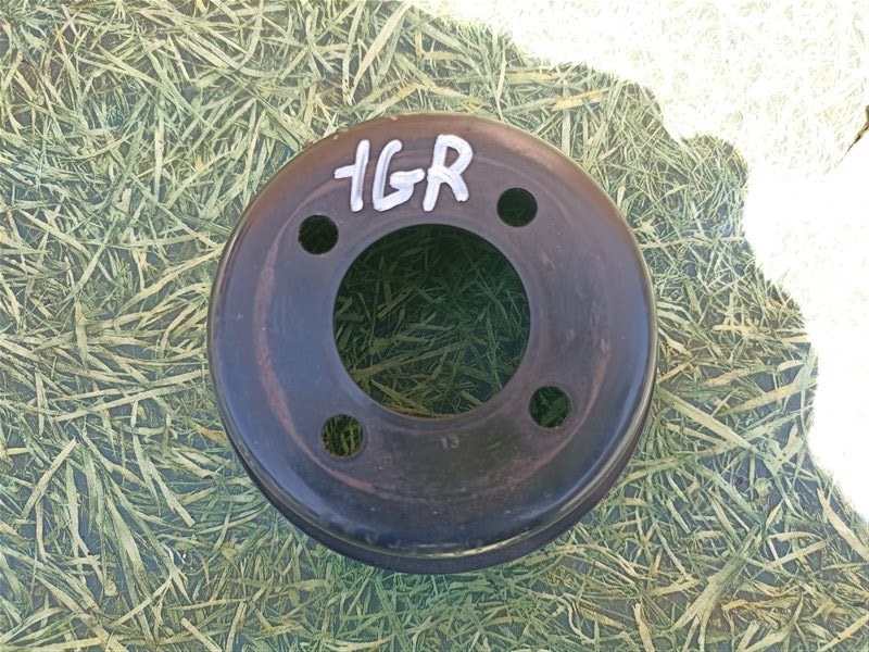 Шкив помпы Toyota Fj Cruiser GSJ15 1GR-FE (б/у)