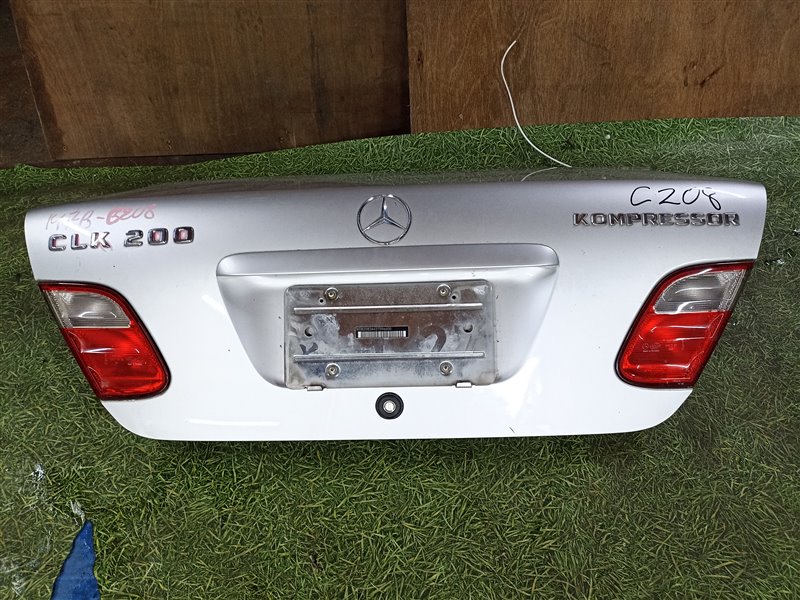 Крышка багажника Mercedes Clk-Class C208 (б/у)