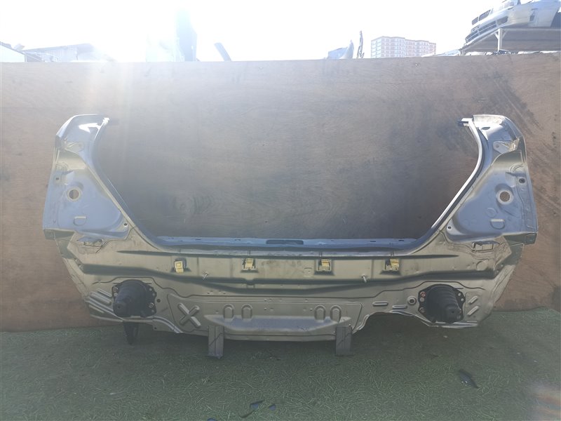 Rear cut Nissan Bluebird Sylphy G10 (б/у)