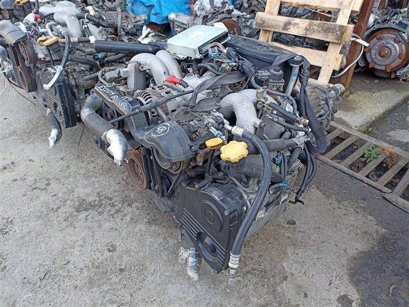 Двигатель Subaru Legacy BE5 EJ204 B460115 (б/у)