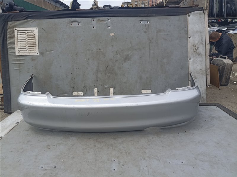 Бампер Ford Laser BHALPF задний (б/у)