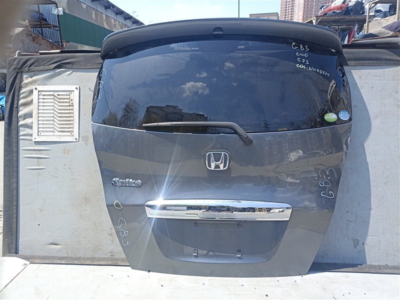 Дверь 5-я Honda Freed Spike GB3 (б/у)
