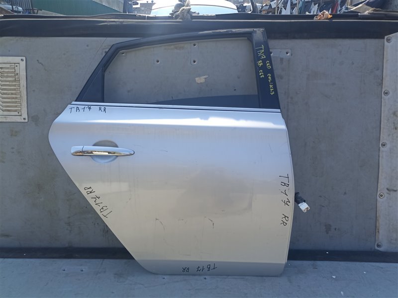 Дверь Nissan Sylphy TB17 задняя правая (б/у)
