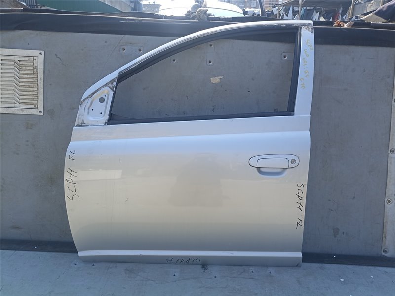 Дверь Toyota Platz NCP12 передняя левая (б/у)