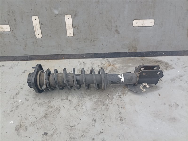 Стойка Mitsubishi Ek Sport H82W 3G83 передняя левая (б/у)