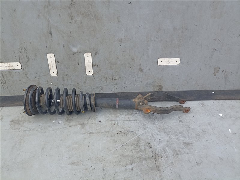 Стойка Mitsubishi Legnum EA3W 4G64 передняя левая (б/у)