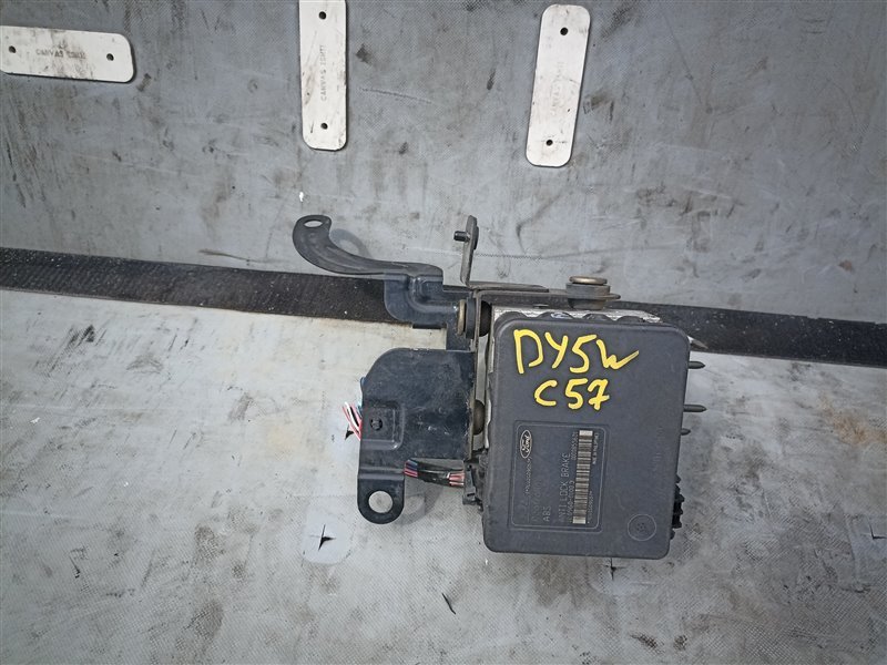 Блок abs Mazda Demio DY5W ZY (б/у)
