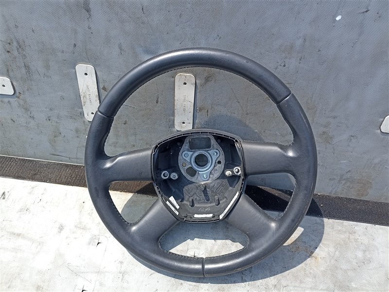 Руль Audi A3 8PA (б/у) Руль Audi A3 8PA (б/у)