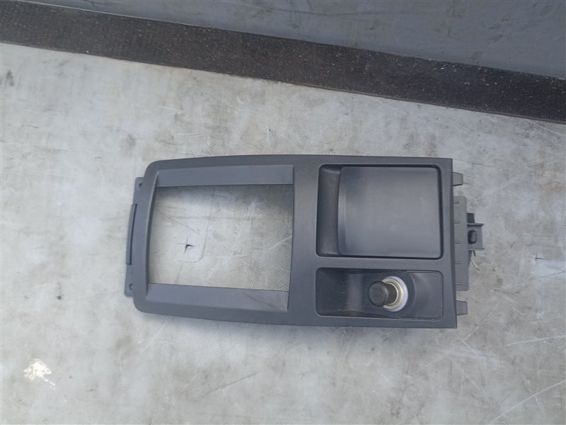 Консоль кпп Mitsubishi Galant Fortis CY3A (б/у)
