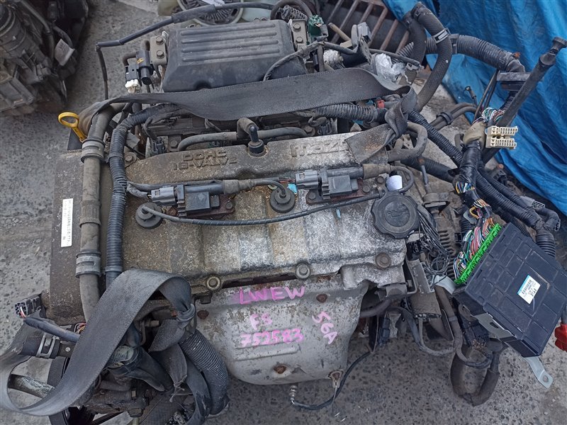 Двигатель MAZDA MPV LWEW FS 752583 (б/у)