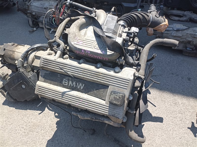 Двигатель Bmw Z3 E36 M44B19 (194S1) 02748773 (б/у)