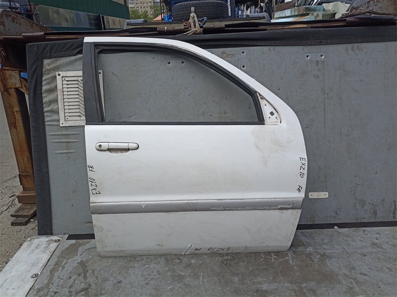 Дверь Toyota Raum EXZ10 передняя правая (б/у)