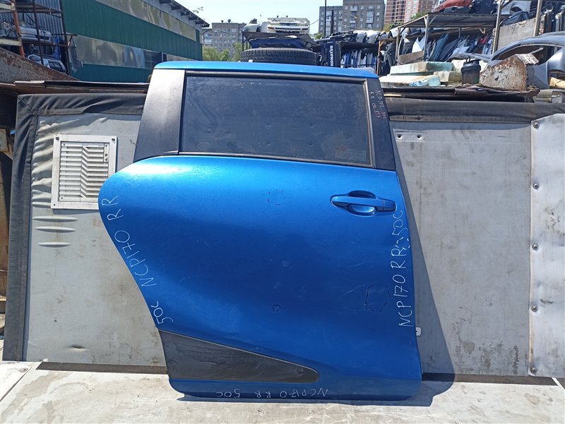 Дверь TOYOTA SIENTA NCP175 задняя правая (б/у)