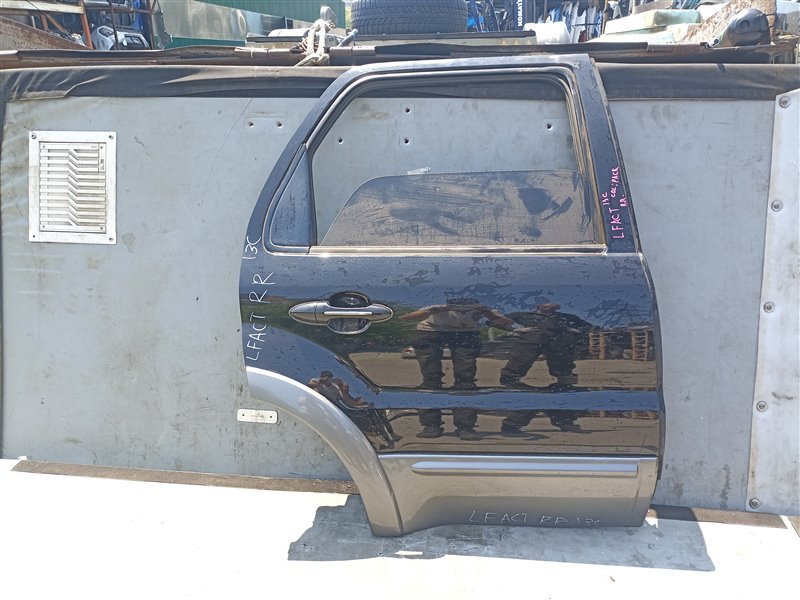 Дверь Ford Escape LFACT задняя правая (б/у)