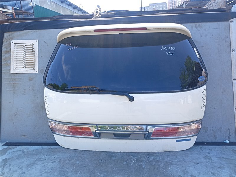 Дверь 5-я TOYOTA NADIA SXN15 (б/у)