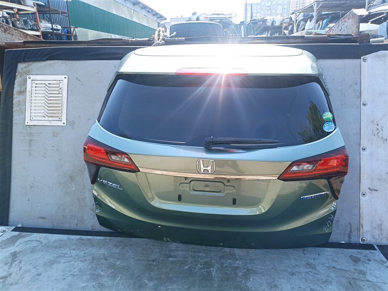 Дверь 5-я Honda Vezel RU1 (б/у) Дверь 5-я Honda Vezel RU1 (б/у)