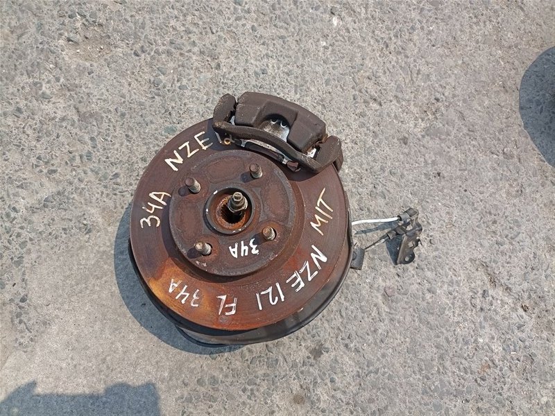 Ступица TOYOTA COROLLA NZE121 1NZ-FE передняя левая (б/у)