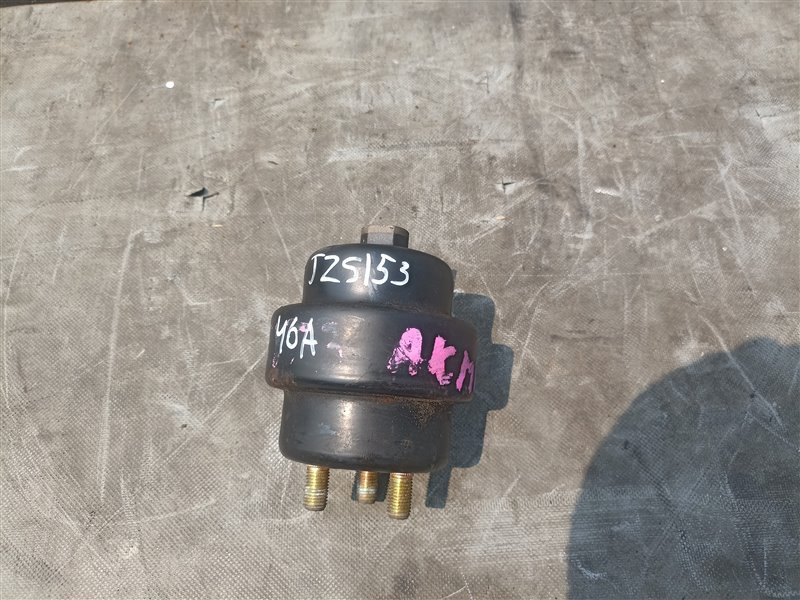 Подушка кпп TOYOTA CROWN JZS153 1JZ-GE (б/у)