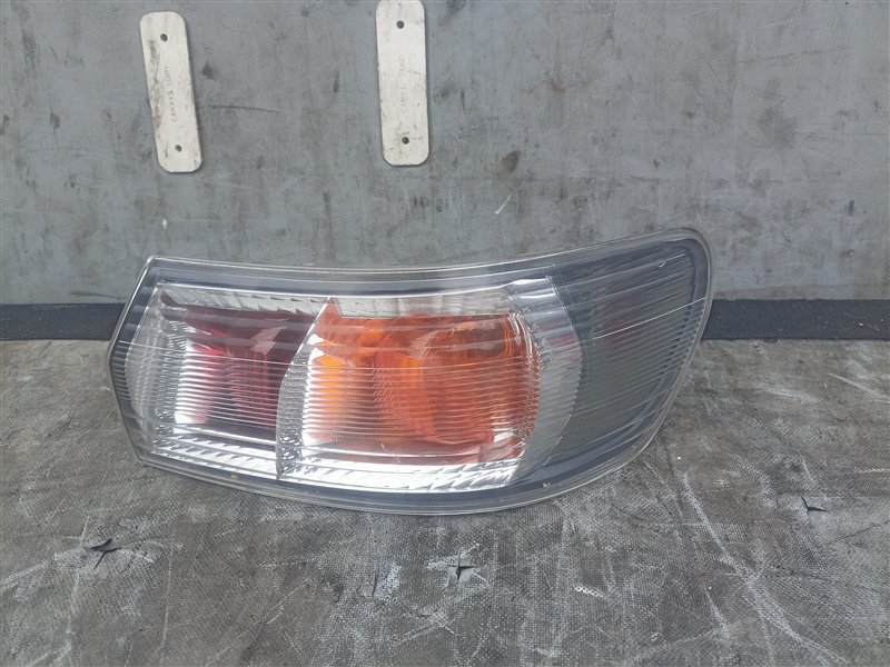 Стоп-сигнал TOYOTA GAIA SXM10 правый (б/у)