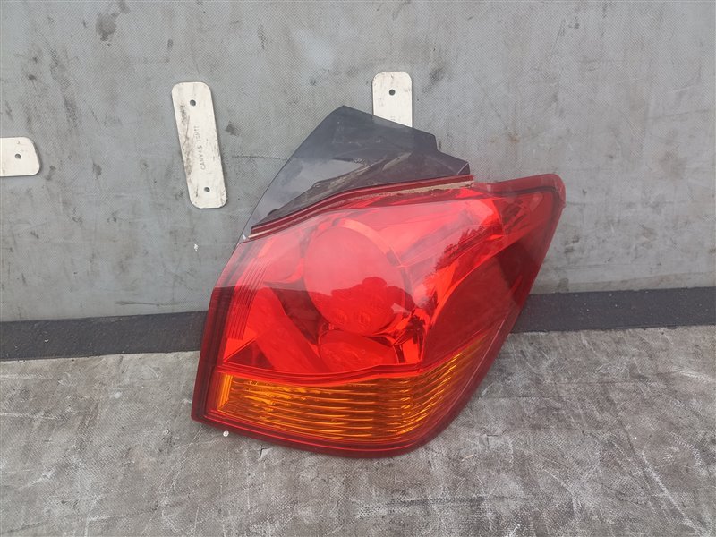 Стоп-сигнал MITSUBISHI RVR GA4W правый (б/у)