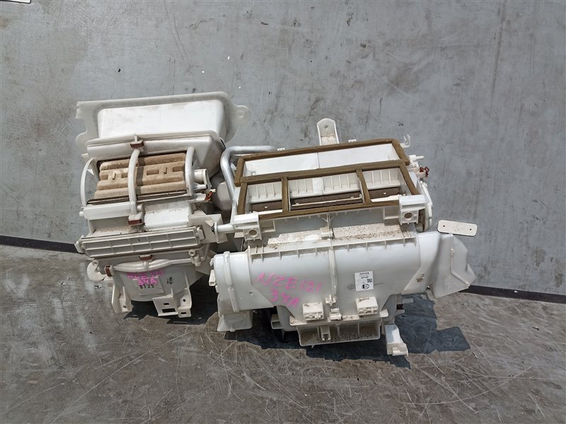 Печка Toyota Allex NZE121 1NZ-FE (б/у)