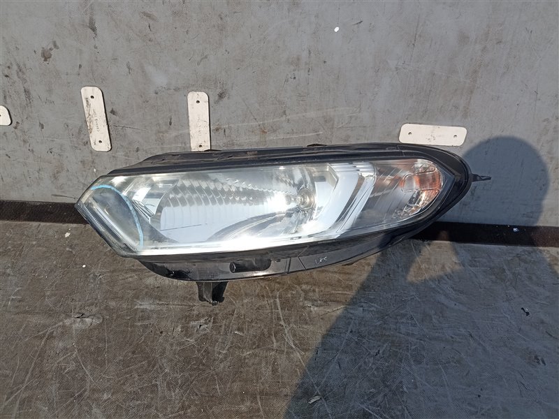 Фара Ford Ecosport B515 левая (б/у)