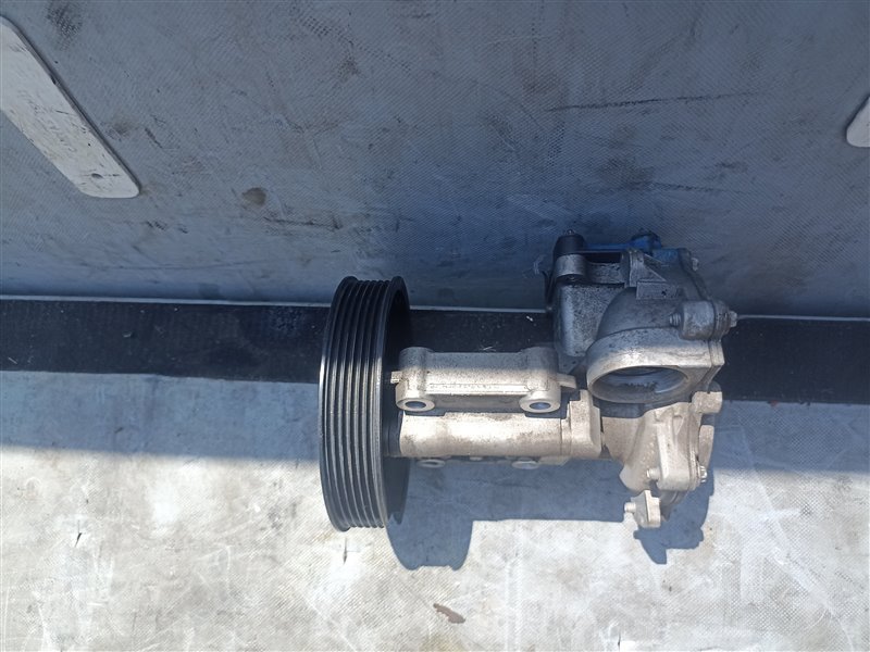 Помпа Bmw X1 E84 N46B20BD (б/у)