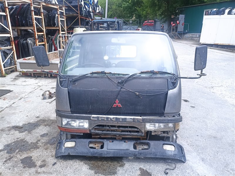 Кабина MITSUBISHI CANTER FB501B 4M40 (б/у)