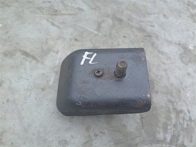 Подушка двигателя MITSUBISHI CANTER FB501B 4M40 левая (б/у)