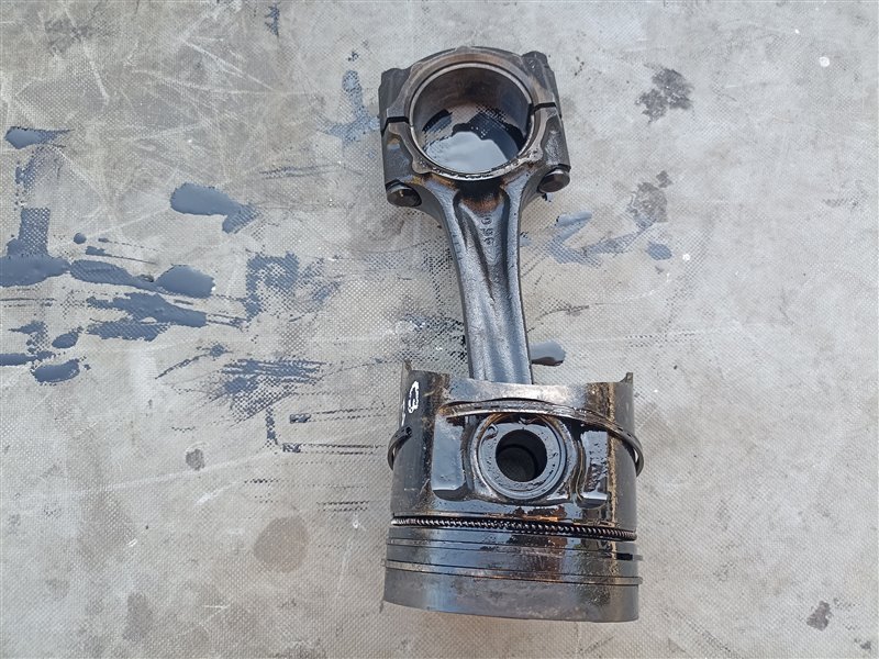 Поршень MITSUBISHI CANTER FB501B 4M40 (б/у)