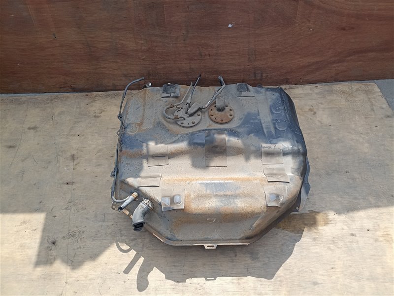 Бензобак HONDA STEPWGN RF1 B20B (б/у)