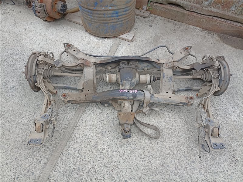 Балка SUBARU LEGACY BH5 EJ202 задняя (б/у)