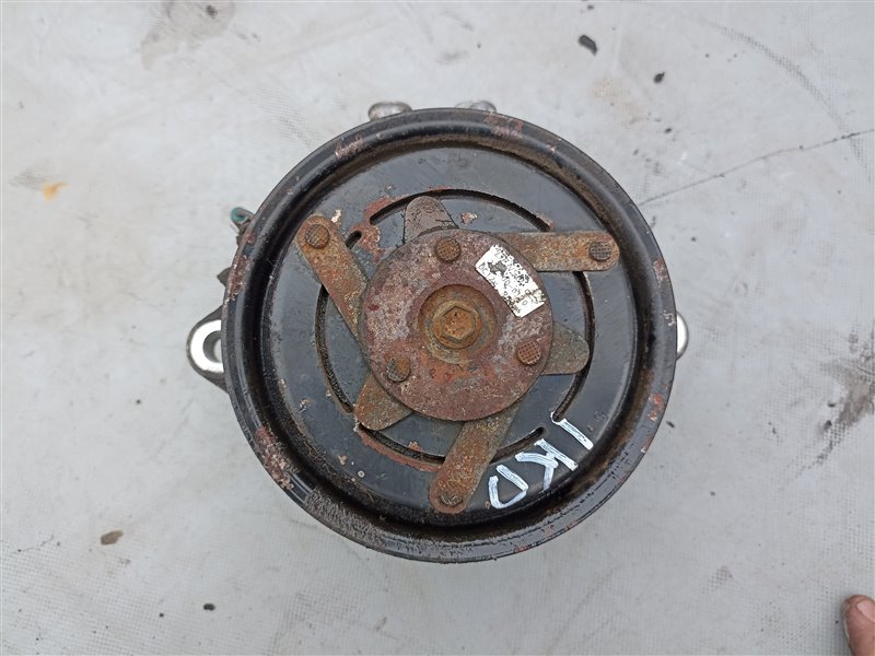 Насос водяной TOYOTA LAND CRUISER PRADO KDJ90 1KD-FTV (б/у)
