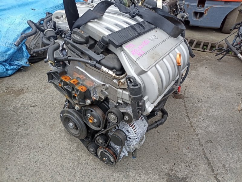 Двигатель VOLKSWAGEN PASSAT B6 AXZ 002952 (б/у)