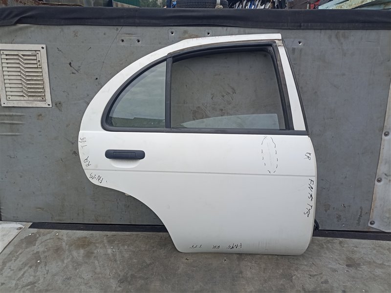 Дверь NISSAN PULSAR EN15 задняя правая (б/у)