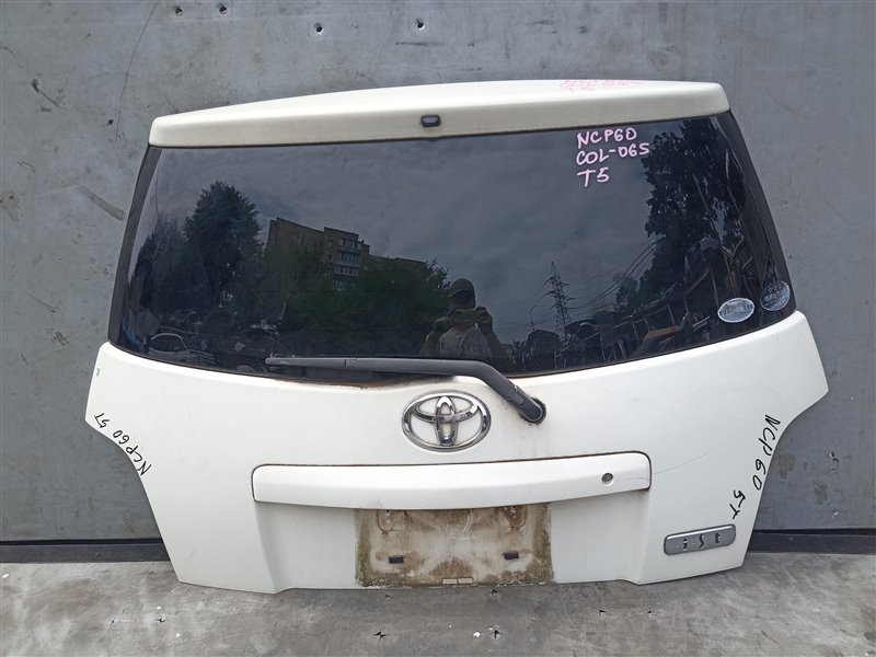 Дверь 5-я TOYOTA IST NCP60 (б/у)