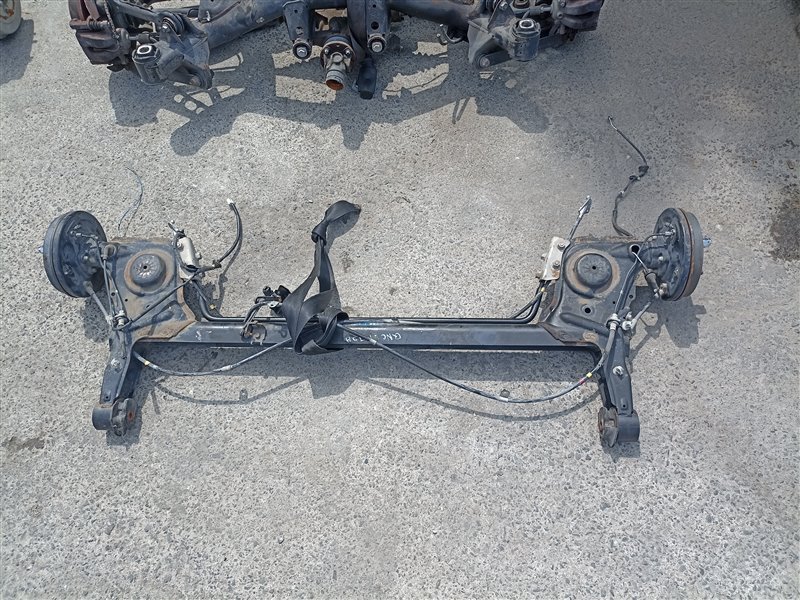 Балка TOYOTA BB QNC21 3SZ-VE задняя (б/у)
