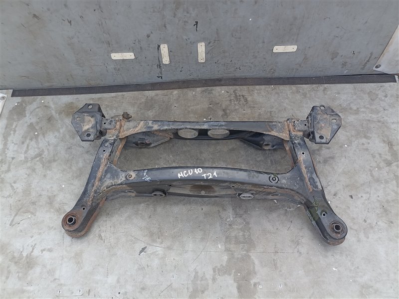 Балка подвески TOYOTA HARRIER MCU10 1MZ-FE задняя (б/у)